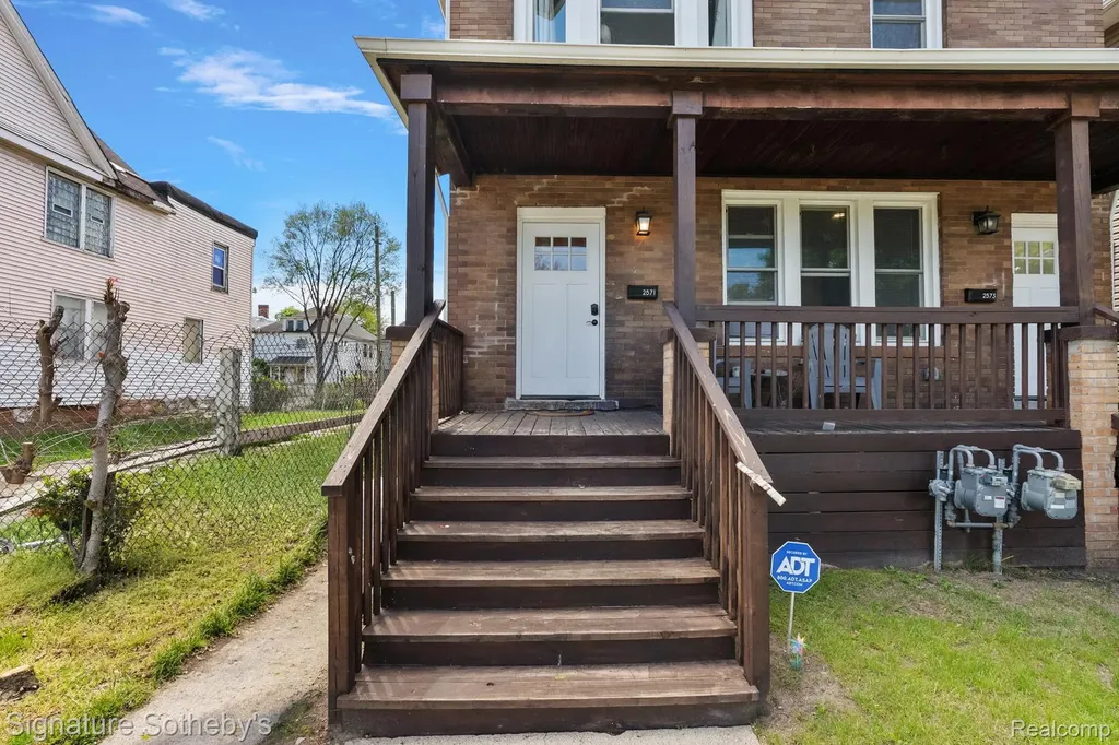 2571 Townsend Street Detroit City MI 48214