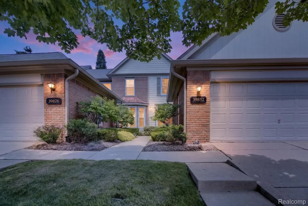 39852 Glenview Court Northville Township MI 48168
