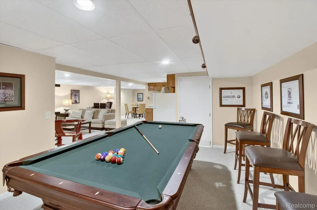 39852 Glenview Court Northville Township MI 48168