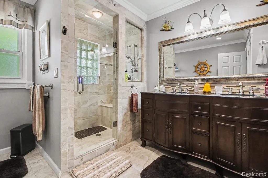 3124 Saint Jude Drive Waterford Charter Township MI 48329