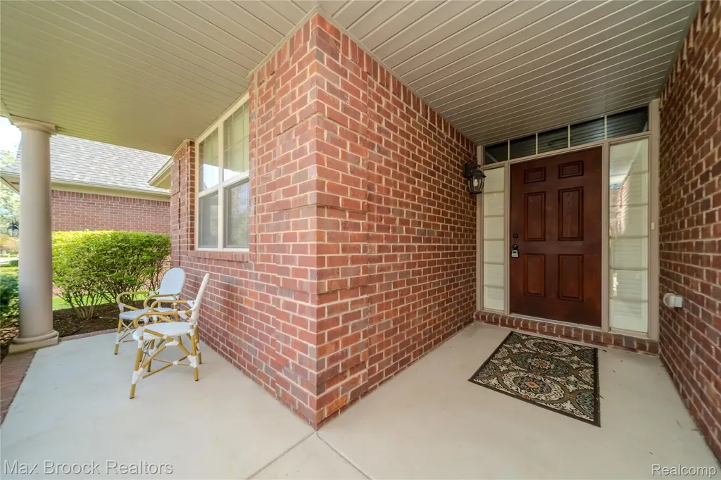 7940 Stableford Drive Washington Township MI 48094