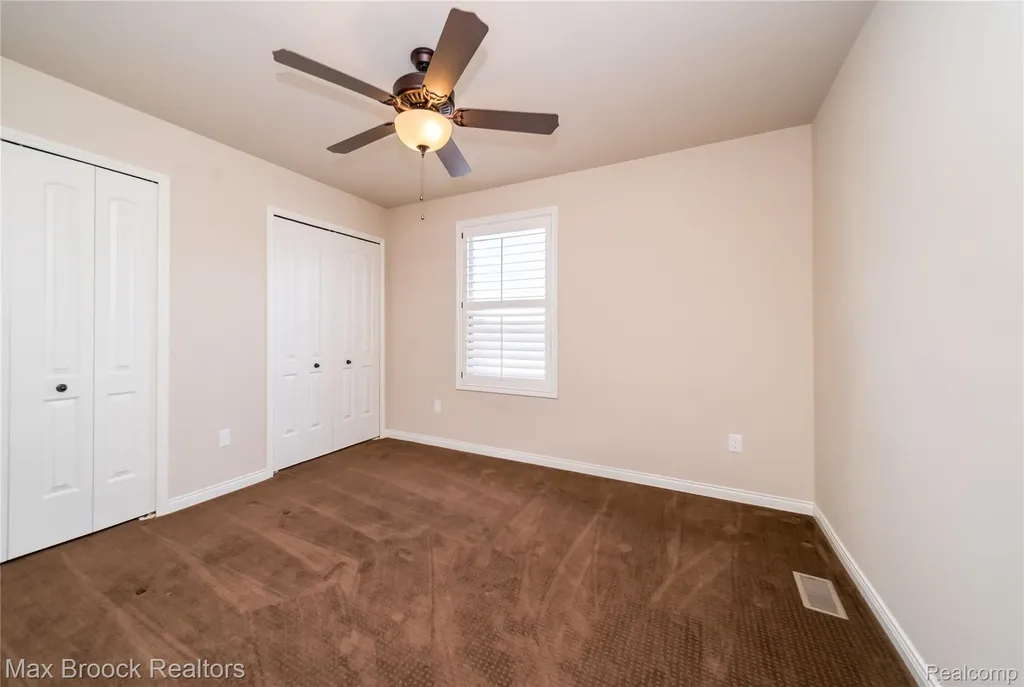7940 Stableford Drive Washington Township MI 48094