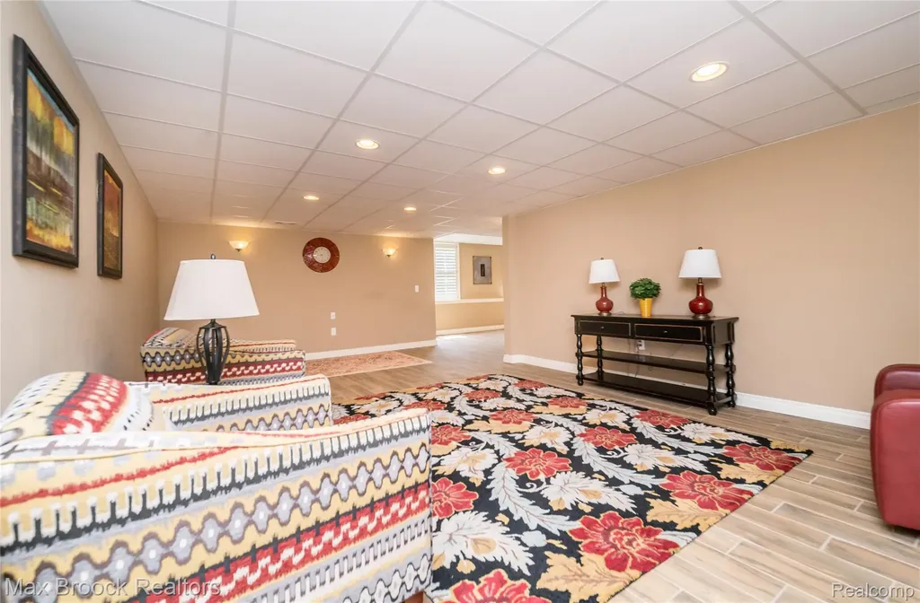7940 Stableford Drive Washington Township MI 48094