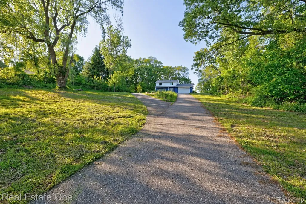 4161 Seymour Lake Road Brandon Charter Township MI 48371