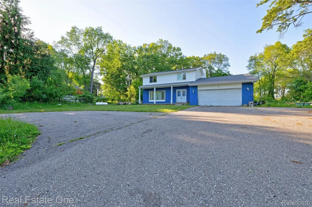 4161 Seymour Lake Road Brandon Charter Township MI 48371