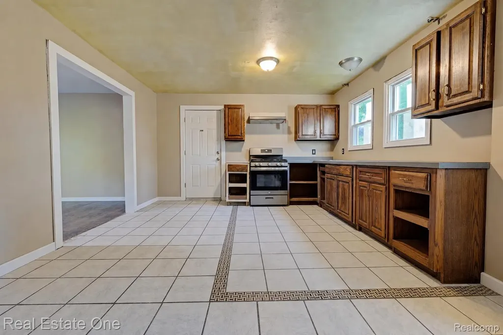 4161 Seymour Lake Road Brandon Charter Township MI 48371