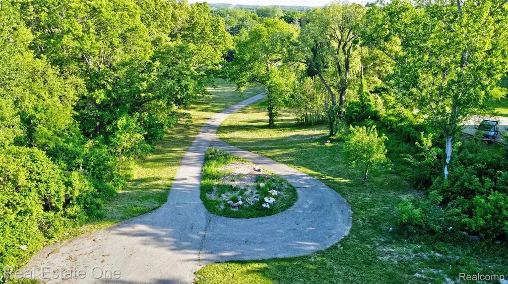4161 Seymour Lake Road Brandon Charter Township MI 48371