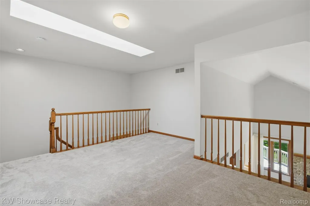 54519 Cambridge Drive Shelby Charter Township MI 48315