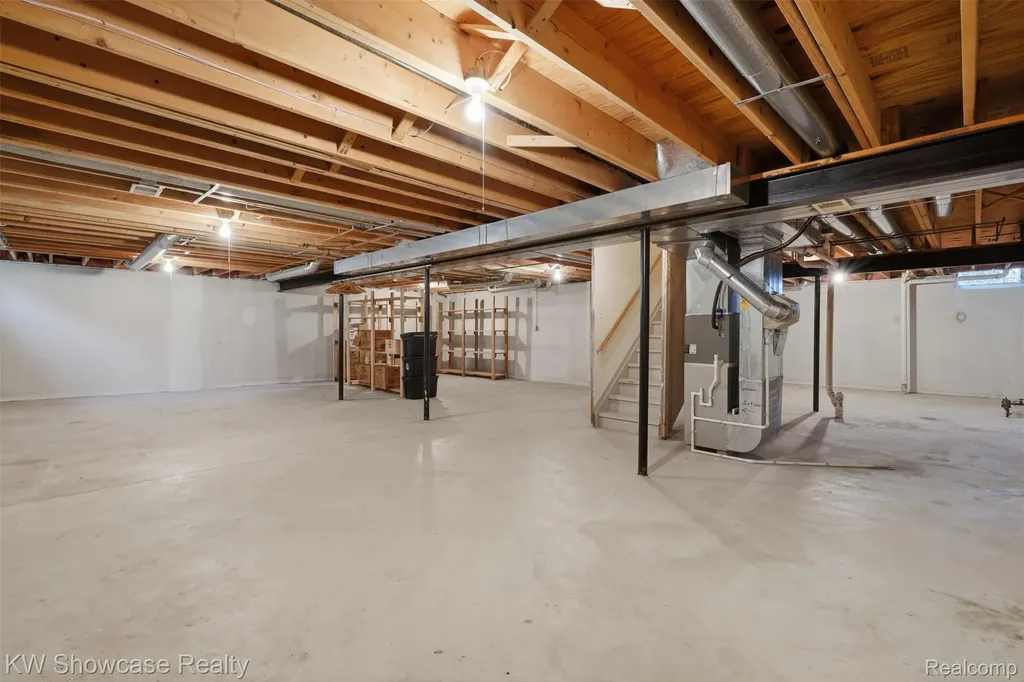 54519 Cambridge Drive Shelby Charter Township MI 48315
