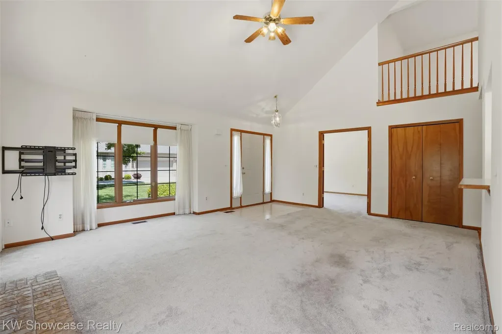 54519 Cambridge Drive Shelby Charter Township MI 48315