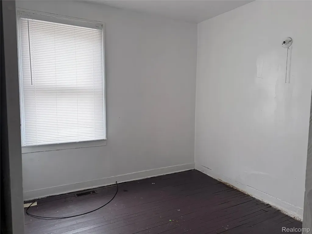 6324 Burlingame Street Detroit City MI 48204