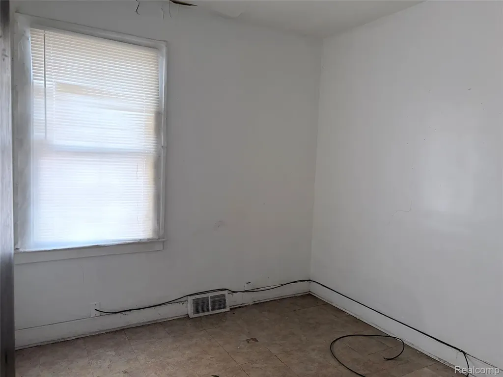 6324 Burlingame Street Detroit City MI 48204