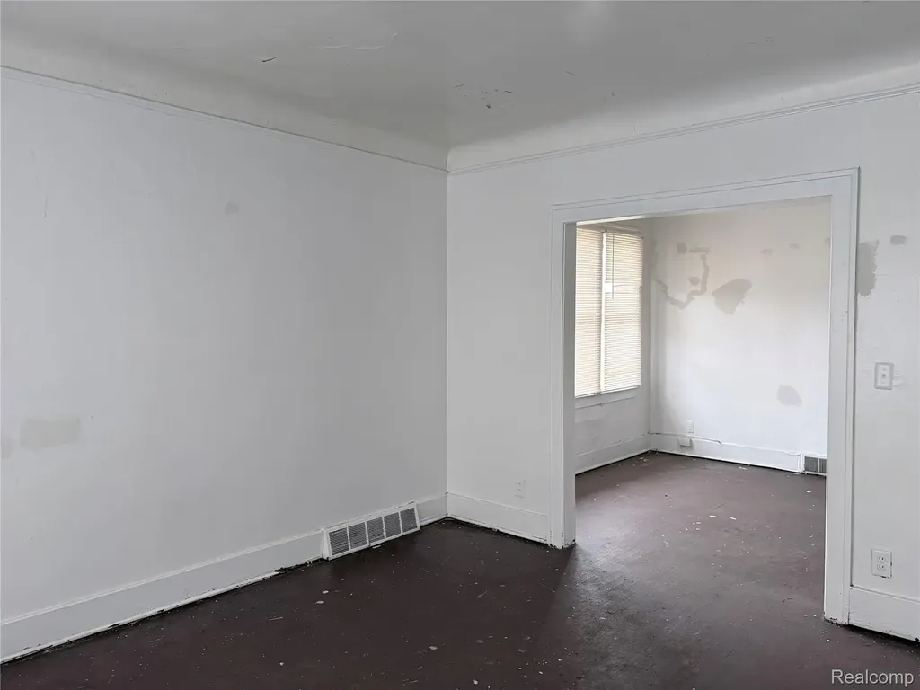 6324 Burlingame Street Detroit City MI 48204