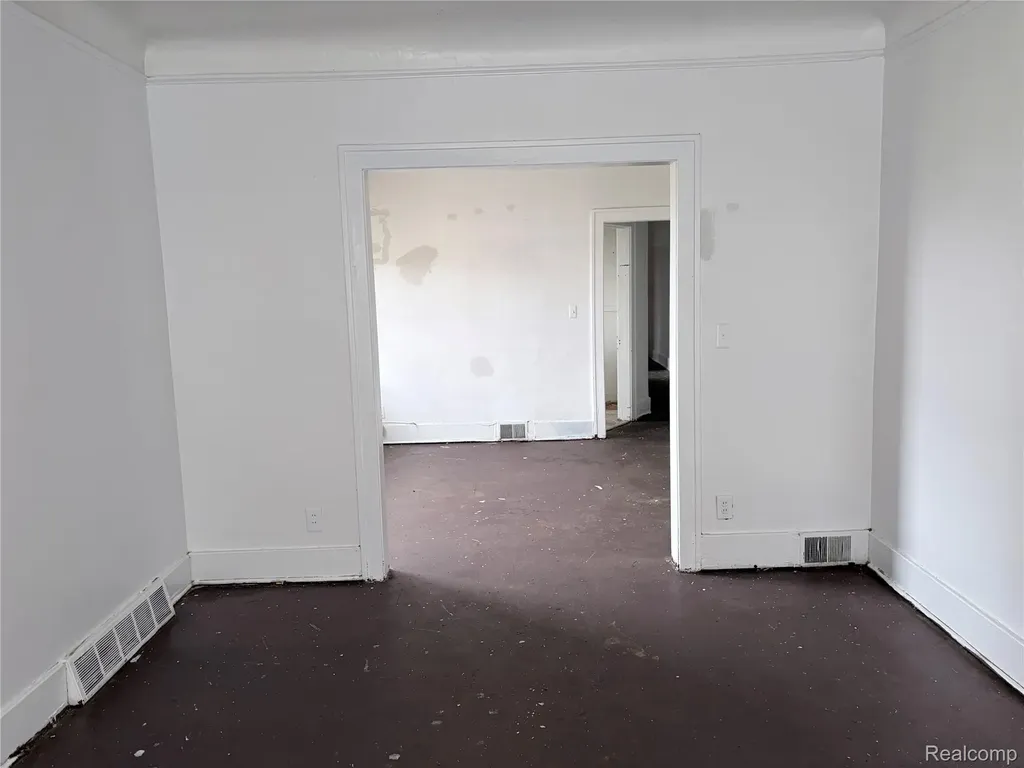 6324 Burlingame Street Detroit City MI 48204