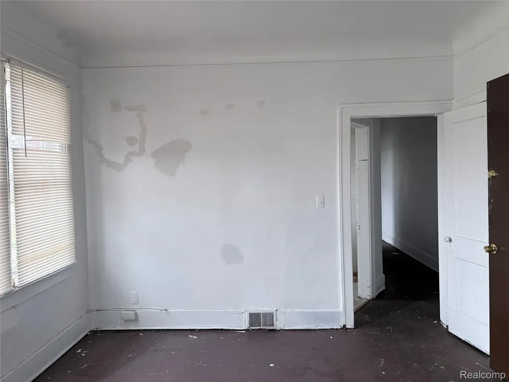 6324 Burlingame Street Detroit City MI 48204