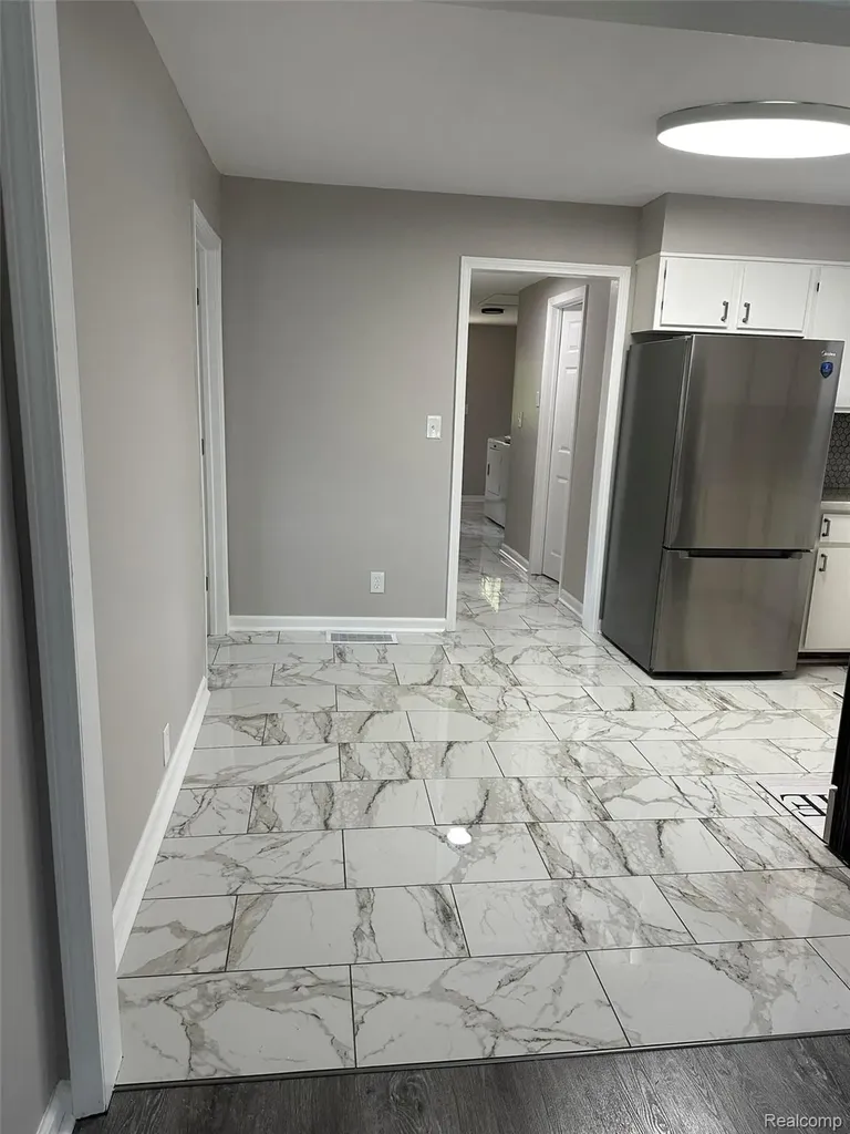 6161 River Road Flushing City MI 48433