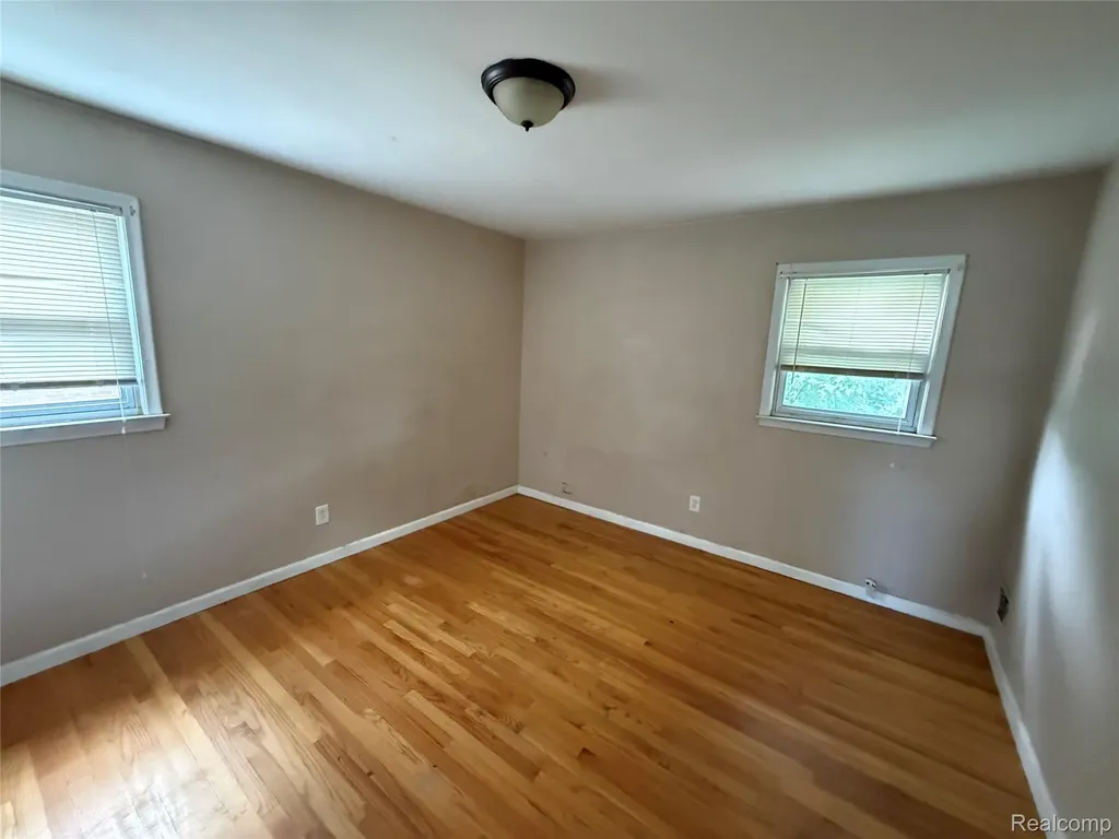 26745 Dover Redford Charter Township MI 48239