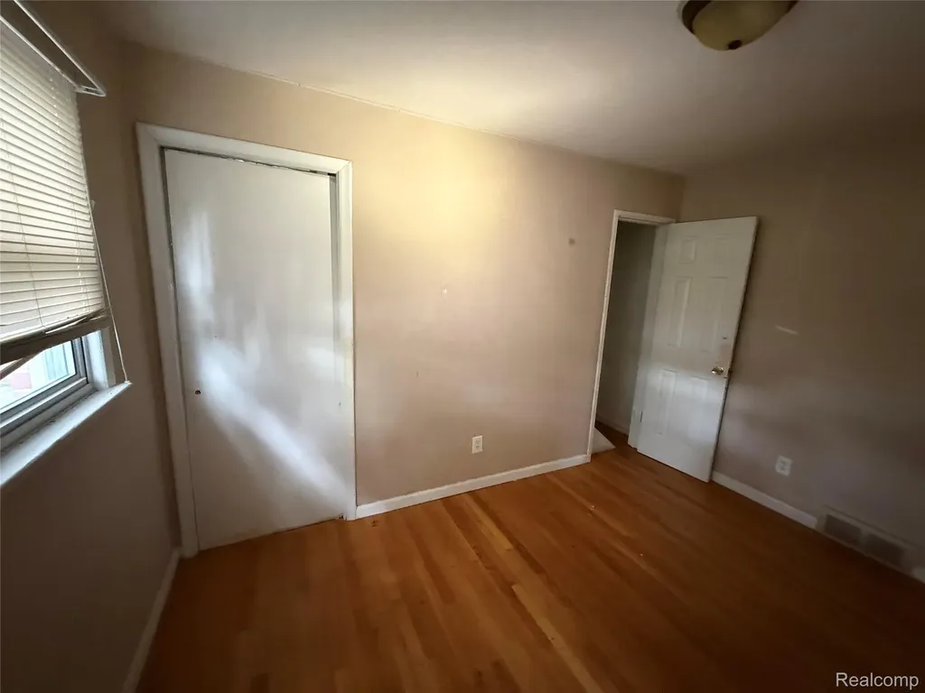 26745 Dover Redford Charter Township MI 48239