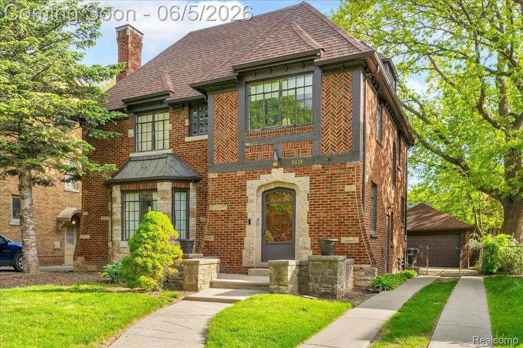 18674 Gainsborough Road Detroit City MI 48223