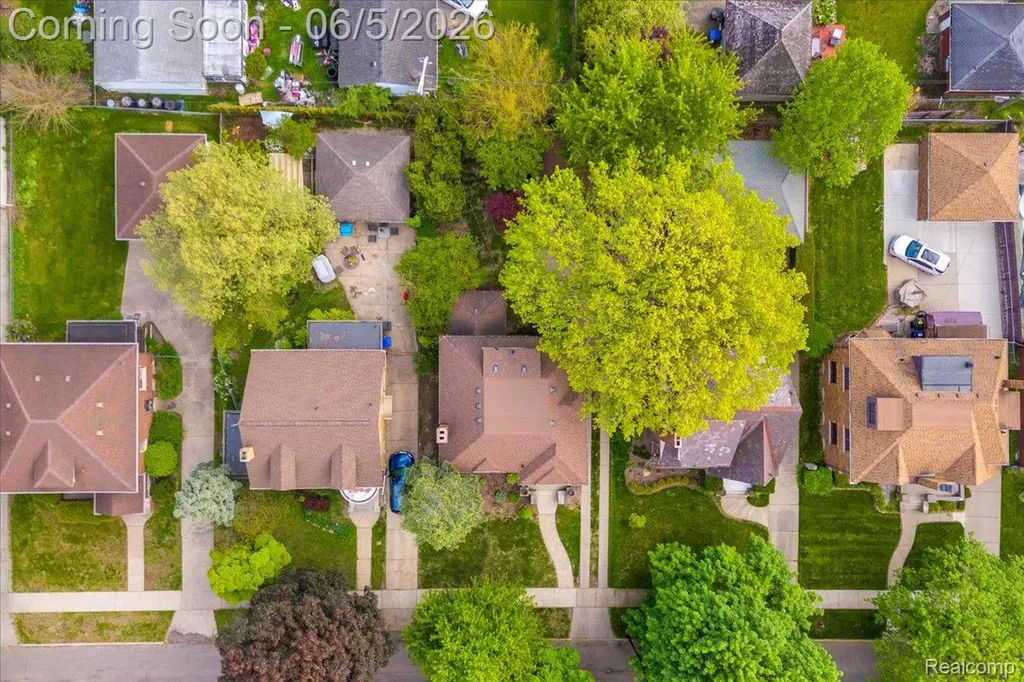18674 Gainsborough Road Detroit City MI 48223
