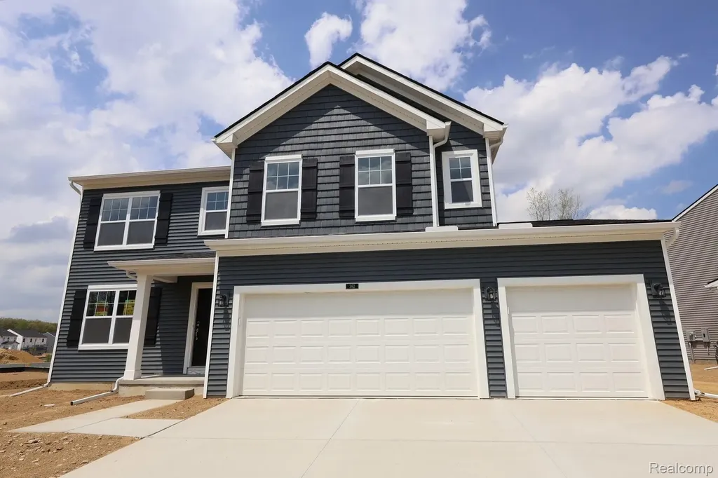 362 Hidden River W Holly Township MI 48442