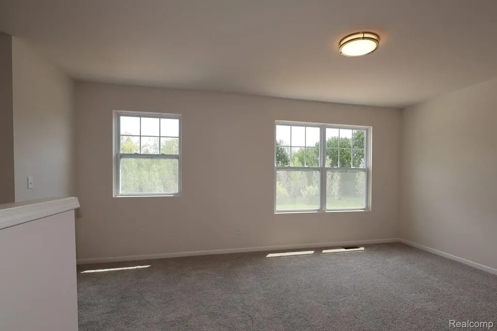 362 Hidden River W Holly Township MI 48442