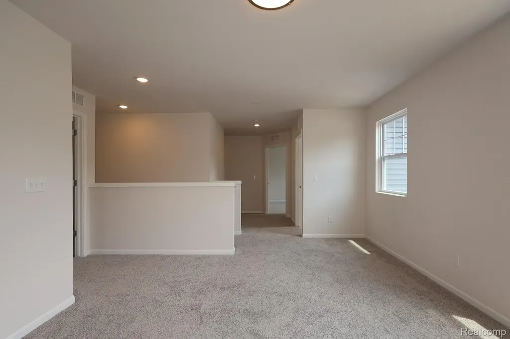 362 Hidden River W Holly Township MI 48442