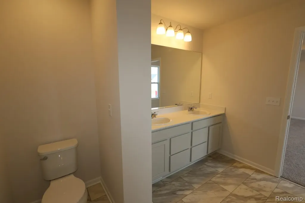 362 Hidden River W Holly Township MI 48442