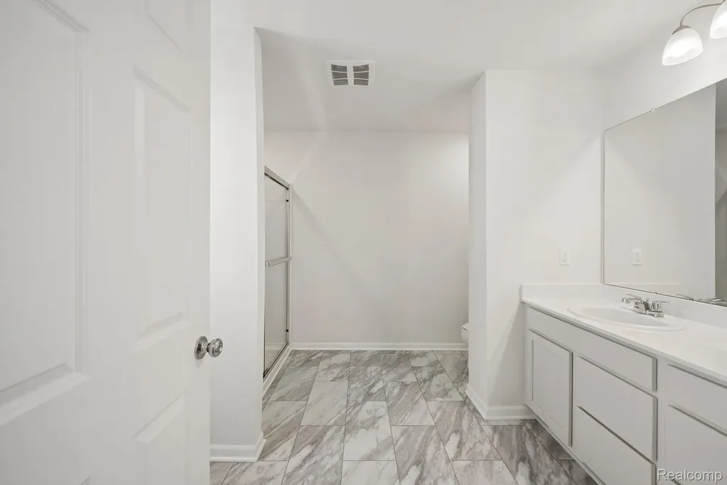 362 Hidden River W Holly Township MI 48442