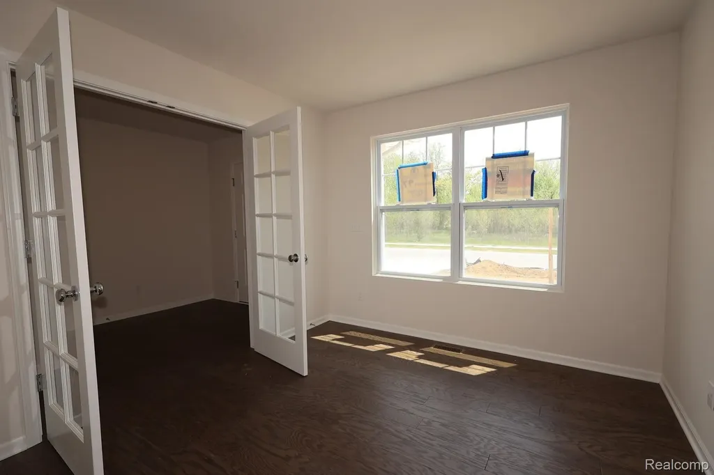 362 Hidden River W Holly Township MI 48442