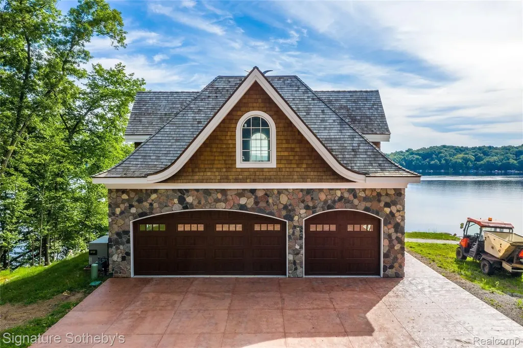 14625 A Edgewater Drive Lyndon Township MI 48137