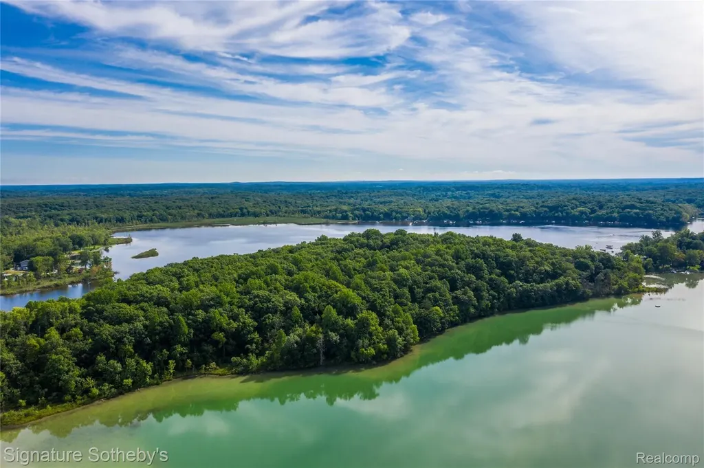 14625 A Edgewater Drive Lyndon Township MI 48137