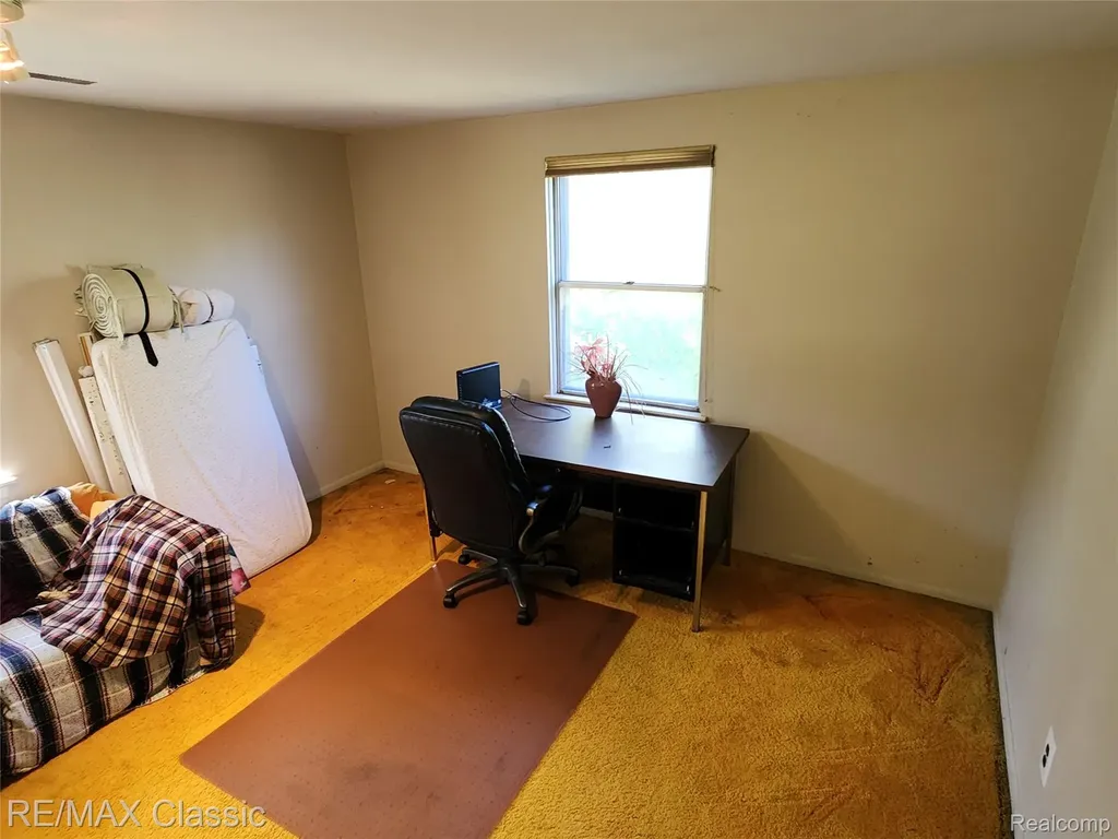 6965 N Adams Road Bloomfield Charter Township MI 48304