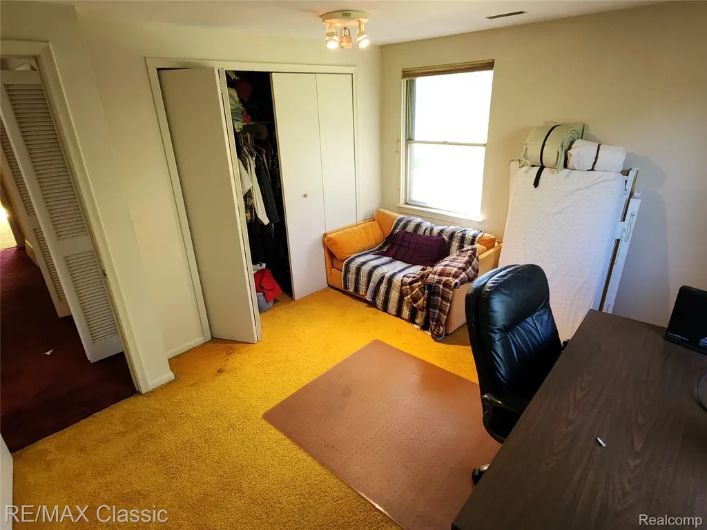6965 N Adams Road Bloomfield Charter Township MI 48304