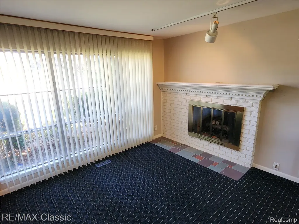 6965 N Adams Road Bloomfield Charter Township MI 48304