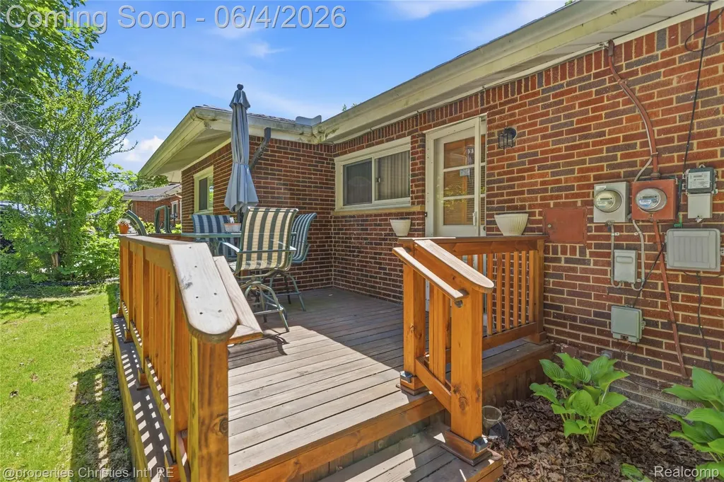 9610 Norborne Redford Charter Township MI 48239