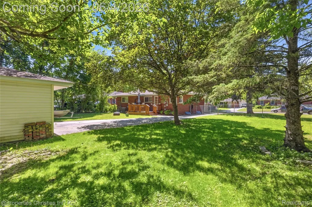 9610 Norborne Redford Charter Township MI 48239
