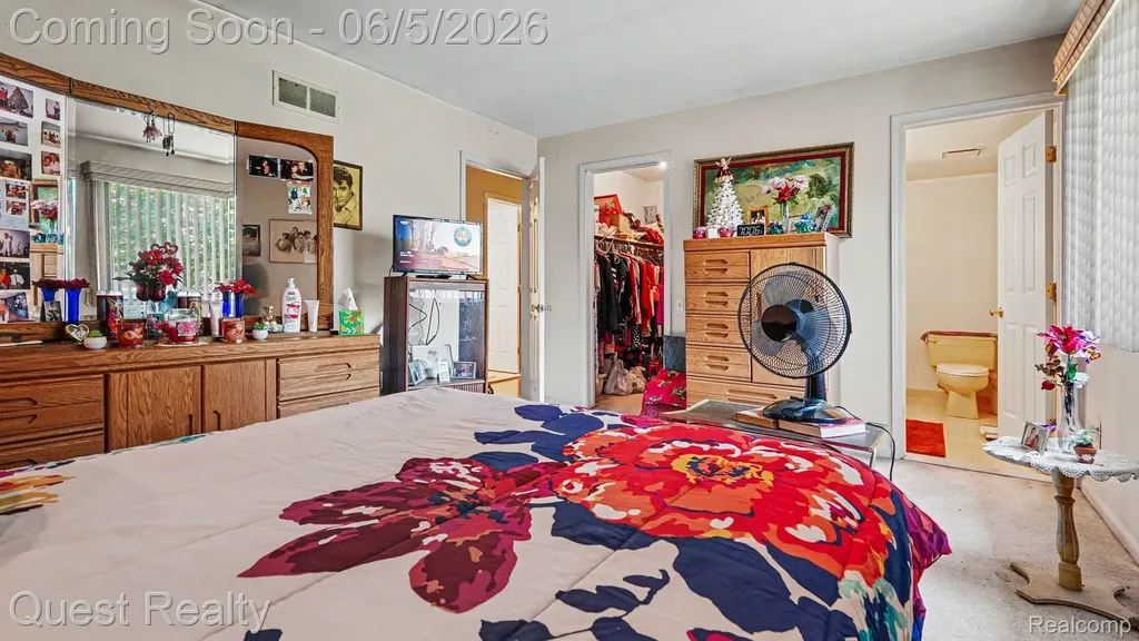 42744 Sheldon Place Clinton Charter Township MI 48038