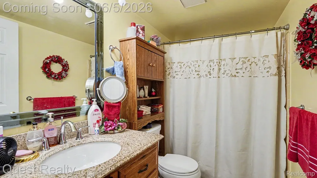 42744 Sheldon Place Clinton Charter Township MI 48038