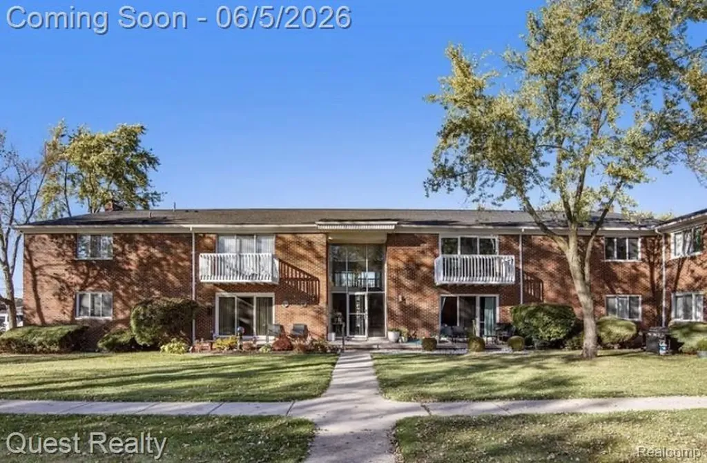 42744 Sheldon Place Clinton Charter Township MI 48038
