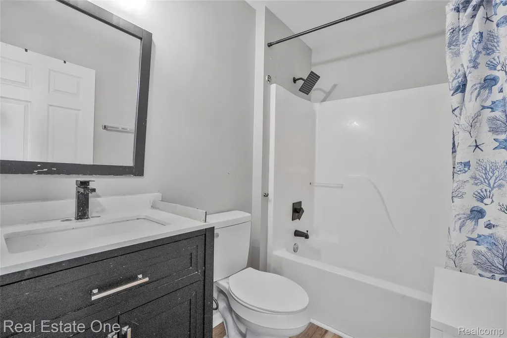 1575 Pebble Beach Drive Pontiac City MI 48340