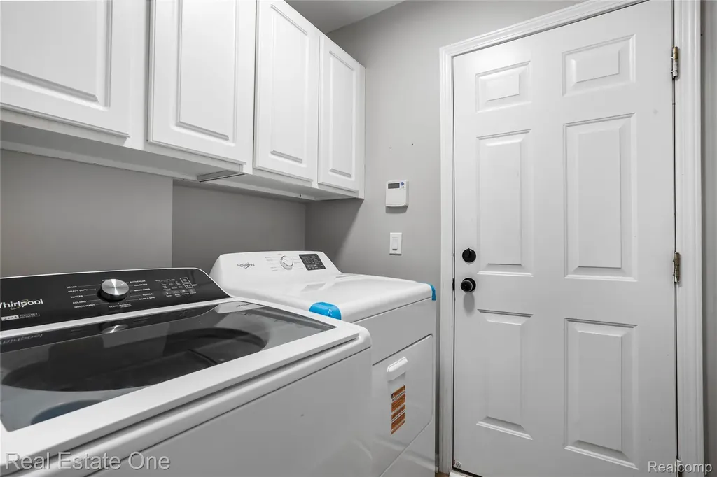 1575 Pebble Beach Drive Pontiac City MI 48340