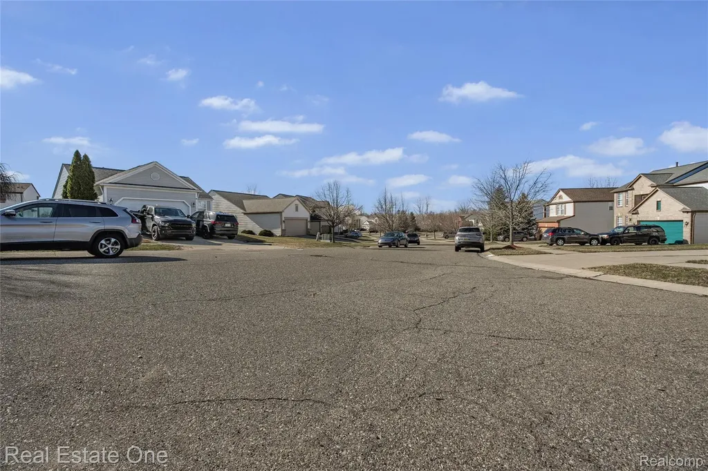 1575 Pebble Beach Drive Pontiac City MI 48340