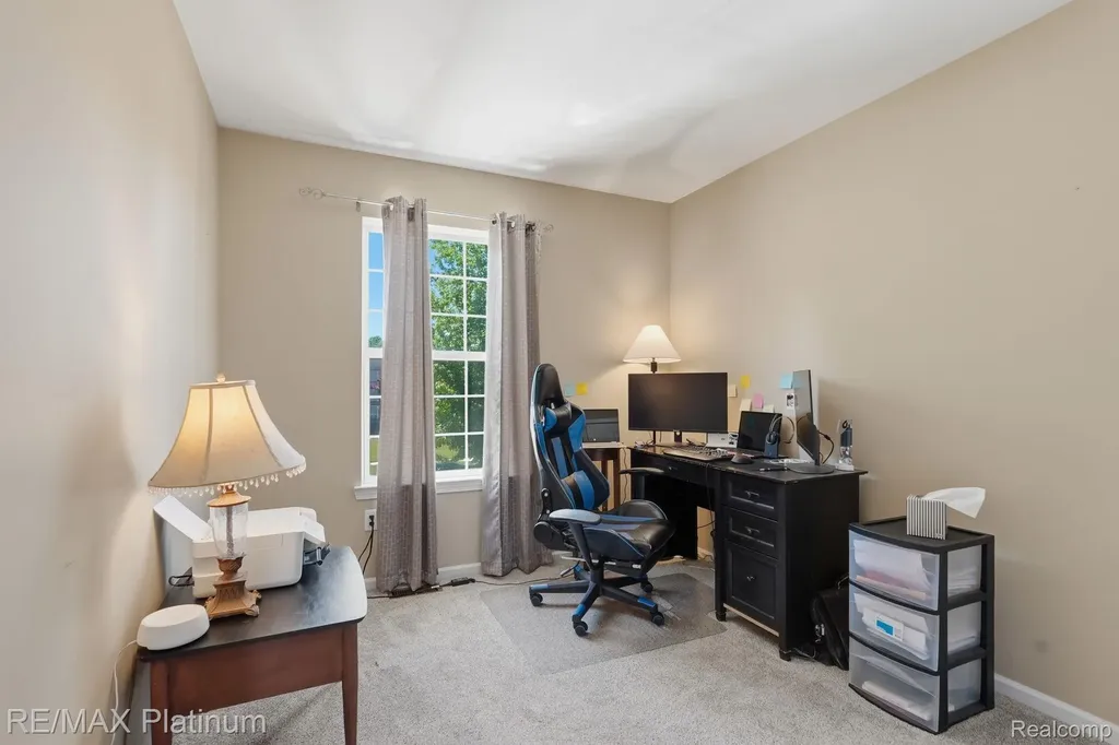 1714 Newgate Lane Hartland Township MI 48843