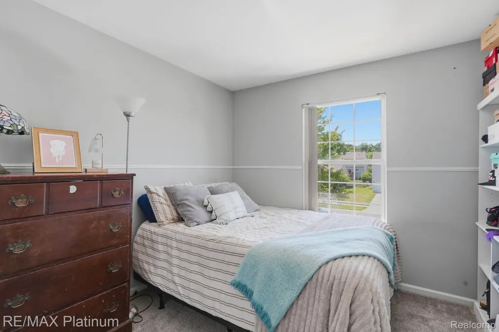 1714 Newgate Lane Hartland Township MI 48843