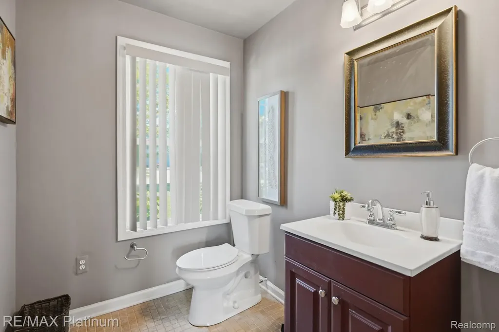 1714 Newgate Lane Hartland Township MI 48843