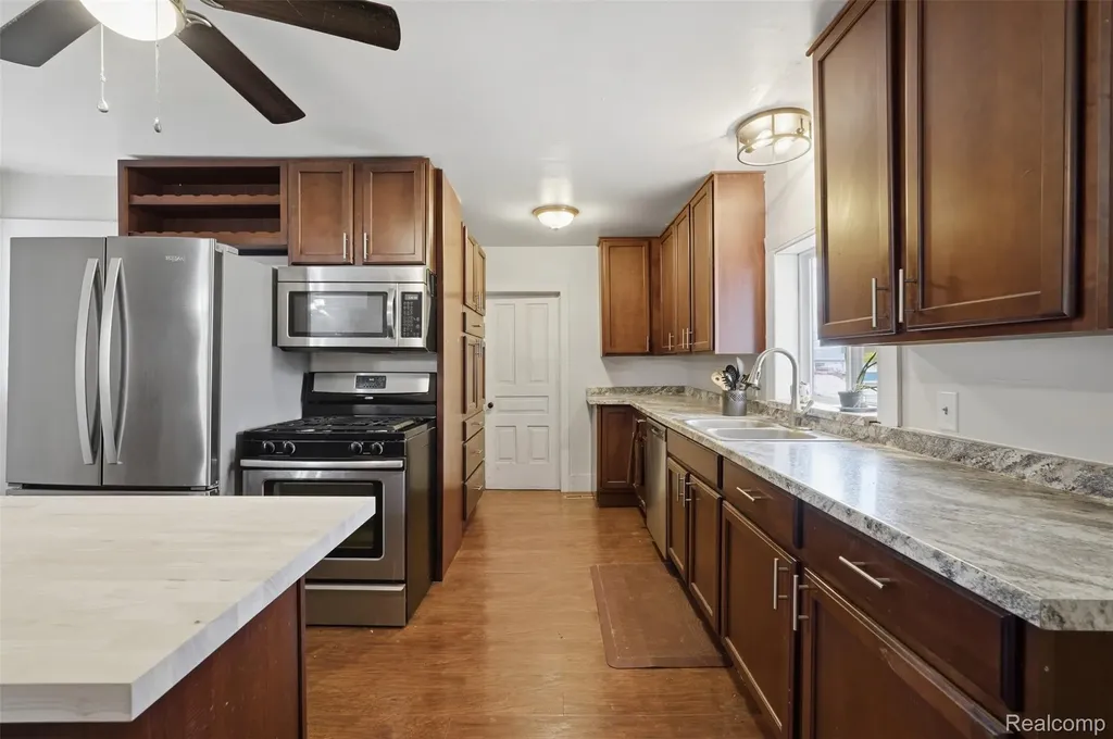 502 E Logan Street Tecumseh City MI 49286