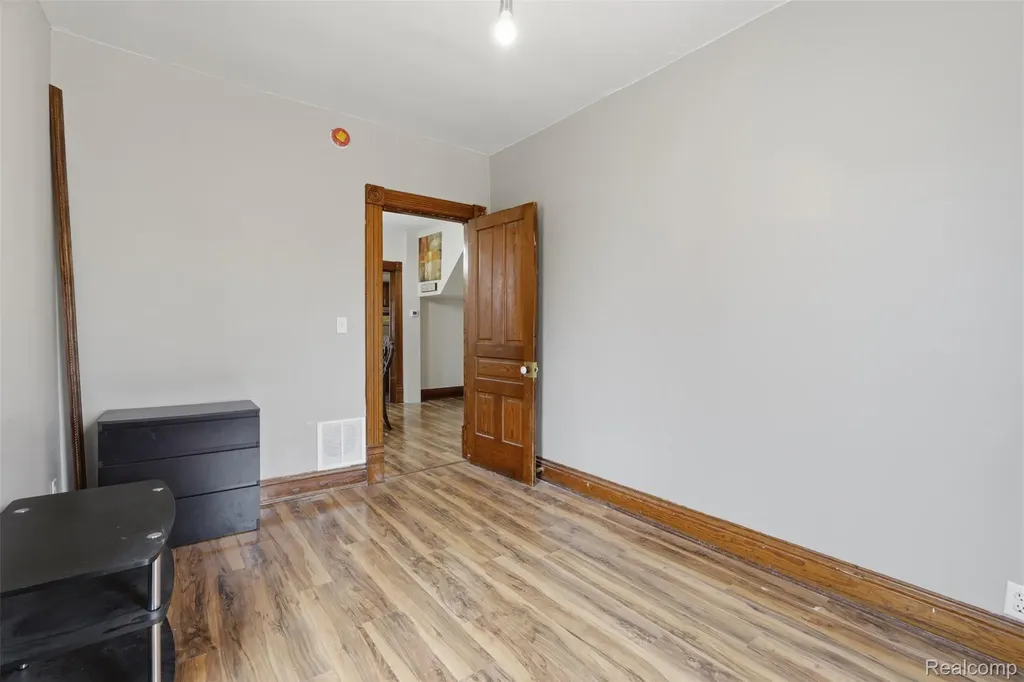 502 E Logan Street Tecumseh City MI 49286