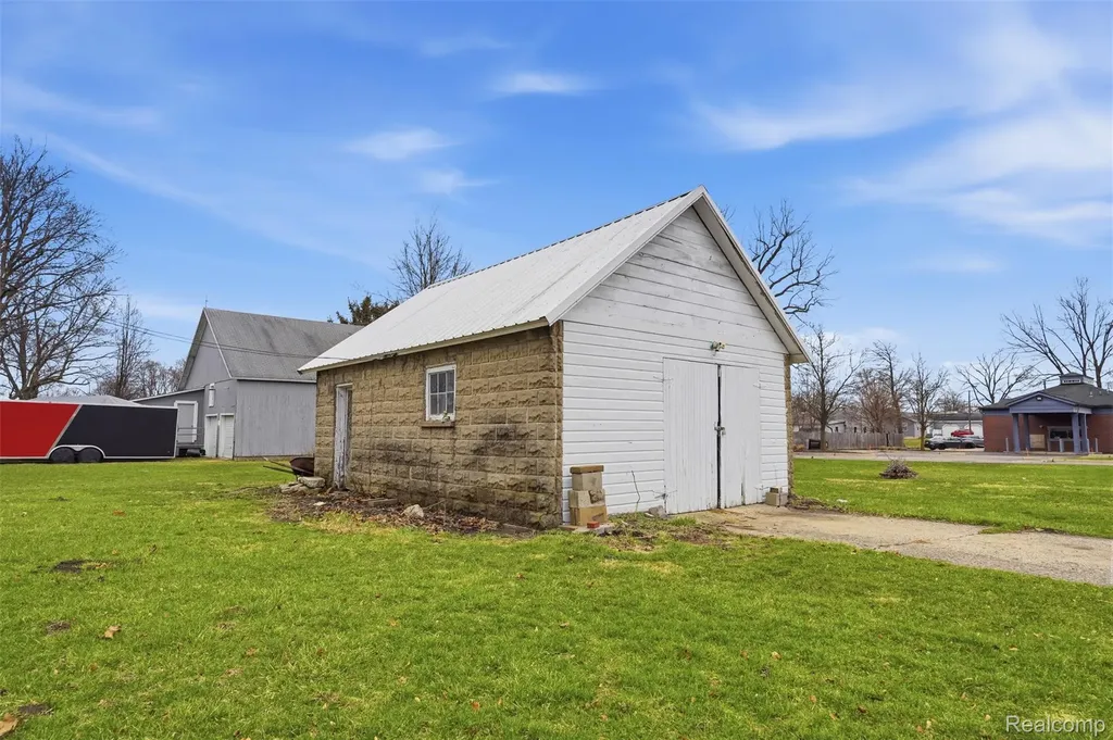 502 E Logan Street Tecumseh City MI 49286