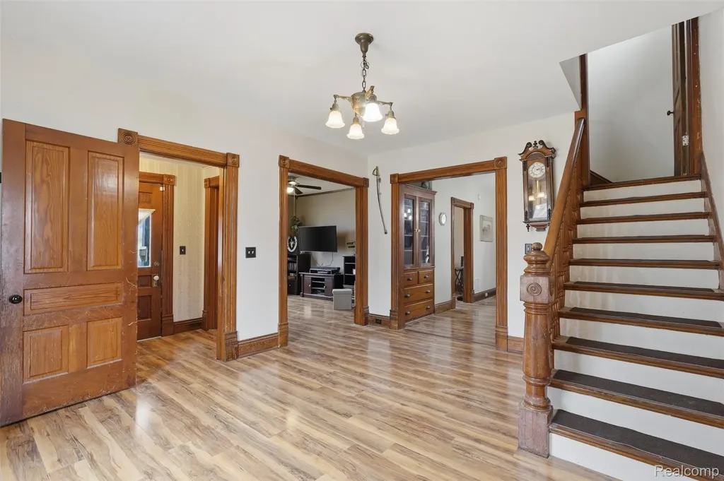 502 E Logan Street Tecumseh City MI 49286